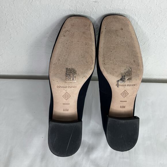 Donald Pliner Navy Blue Dreww Slip On Pump Shoes Size 8.5 M, classic, elegant - Picture 8 of 10
